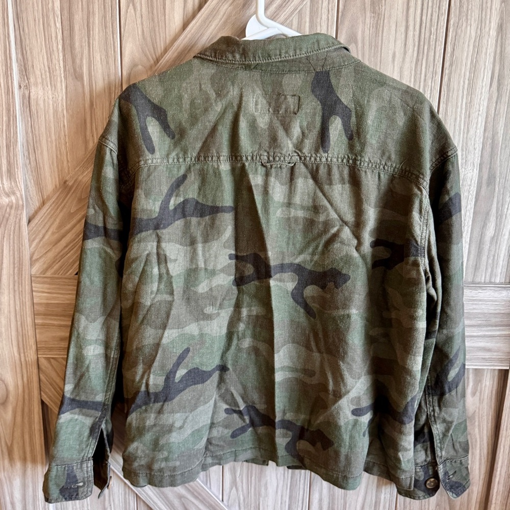 Time and Tru Green Camouflage Jacket - Picture 2 of 4